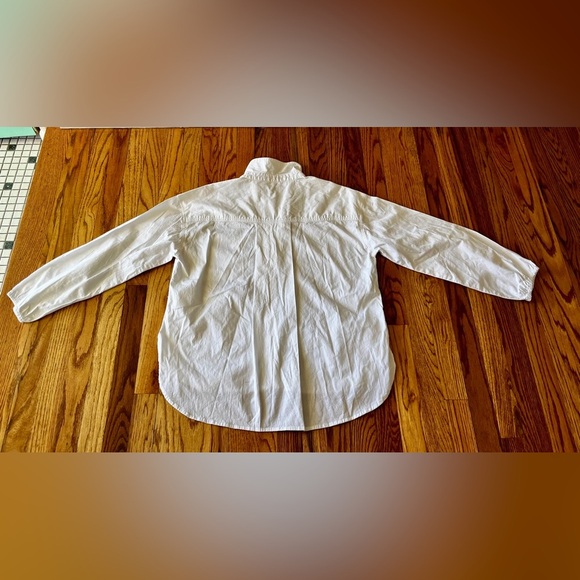 Sundry for Evereve white cotton poplin
elastic cuff long sleeve button shirt 2 - Picture 10 of 10